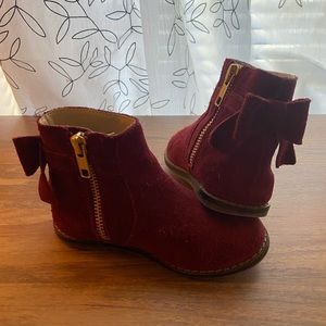 Janie & Jack toddler suede bow booties